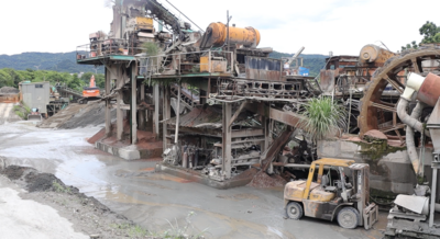 為了遏止廢土濫倒，「新北市營建剩餘土石方管理自治條例」建立具體規範與罰則，完備土石方流向管理機制。