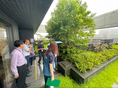 評審委員逐一到參賽社區實地考察，共有24個社區獲獎。