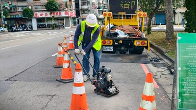 新北市政府宣布即日起至3月3日止，實施道路禁止挖掘措施，讓民眾春節期間享有良好舒適的道路品質。