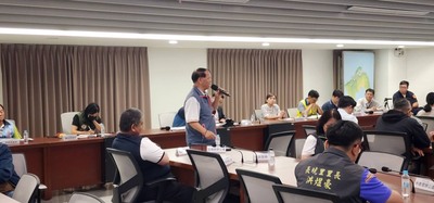 新北市政府工務局與臺北市政府合作,經行政院協調,於臺北港北淤沙區設置土石方暫置區,並舉辦說明會,與民意代表、里長及里民持續溝通。
