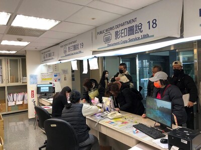 工務局優化「影印建築圖說(竣工圖)」流程,透過表單整併與文件簡化,縮短申辦時間,簡政便民措施再升級。