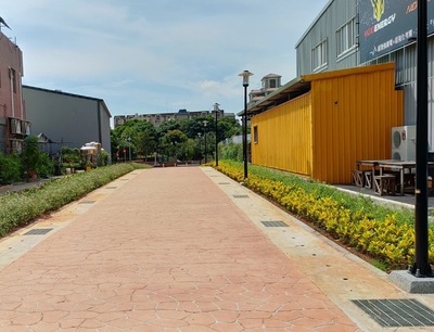 林口文化北路改善前,雜草叢生且長期遭汽車占用,經養工處於110年開闢為綠美化步道,方便行人通行。